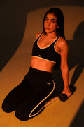 WBLS-NY-002 Women’s sports bra and leggings set.